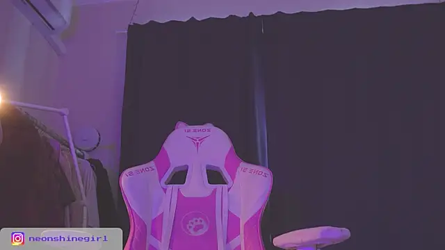 NeonShine online show from October 14, 2025, 6:25 am