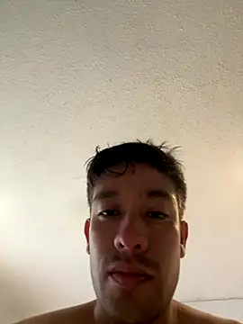 Magicerosxx69 online show from September 26, 2025, 3:16 pm