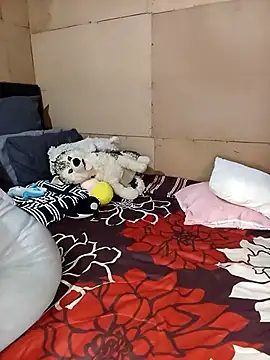 Ngamla123 online show from December 15, 2025, 9:41 pm