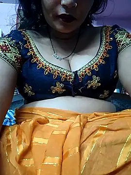 Ritasingh-0461 online show from February 21, 2025, 12:49 am