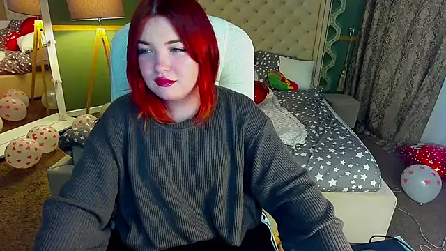 RosieMoons online show from February 15, 2025, 5:41 am