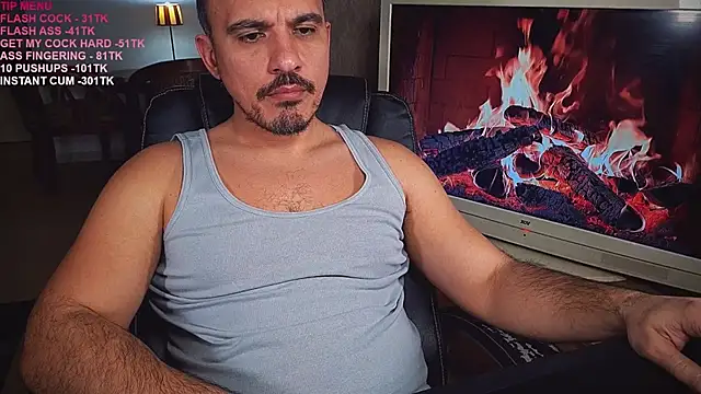 officeman7 online show from February 21, 2025, 4:37 pm