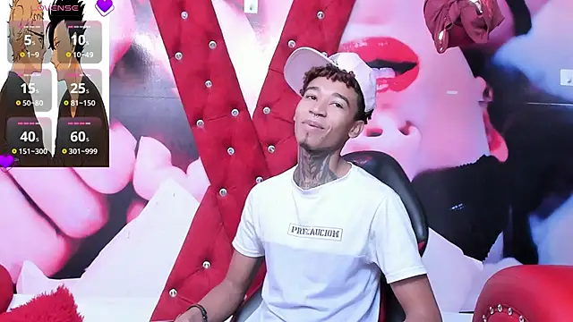 sexy blacks  online show from January 31, 2025, 11:46 am