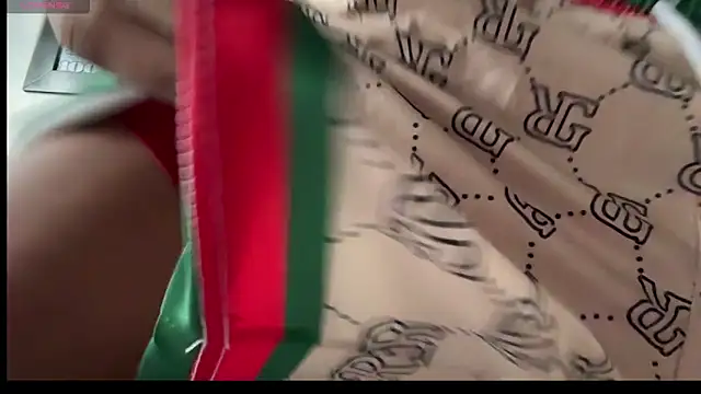 sexy blacks  online show from February 20, 2026, 12:16 pm