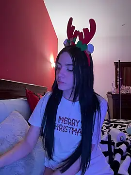 ShannonShanny online show from December 23, 2024, 7:52 pm