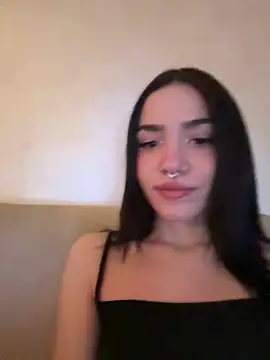 ShannonShanny online show from January 3, 2025, 5:10 pm