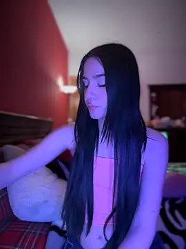 ShannonShanny online show from February 5, 2025, 7:10 pm