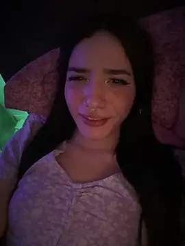 ShannonShanny online show from March 12, 2025, 8:20 pm