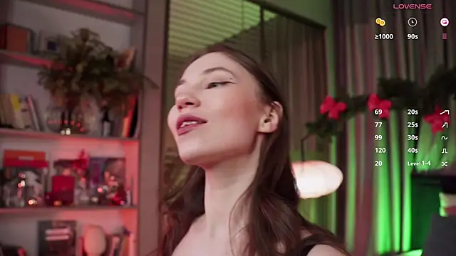 askaudrey  online show from December 27, 2024, 5:05 pm