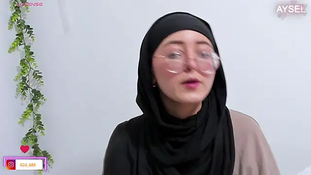 aysel elid online show from December 12, 2024, 10:42 pm