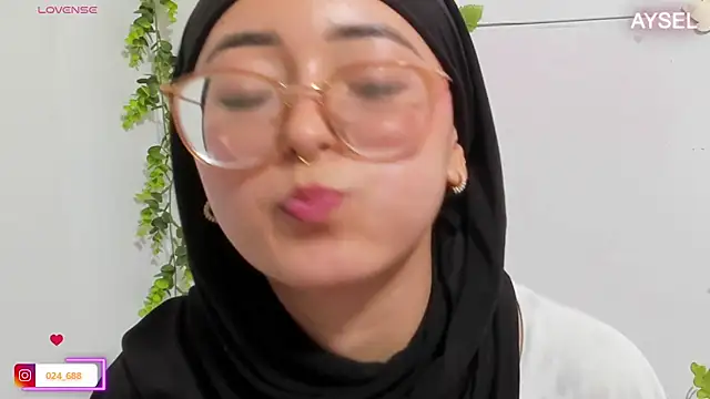 aysel elid online show from March 20, 2025, 2:29 am