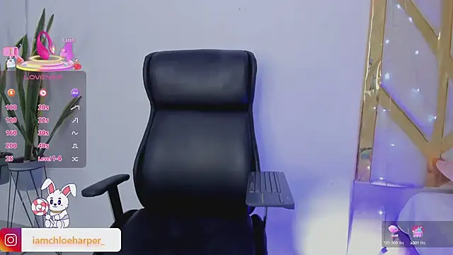 ChloeHarper  online show from March 12, 2025, 12:53 am