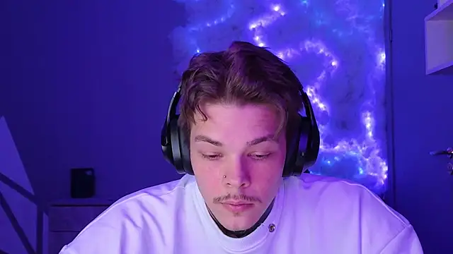 DENIS HERE online show from December 26, 2024, 7:38 pm