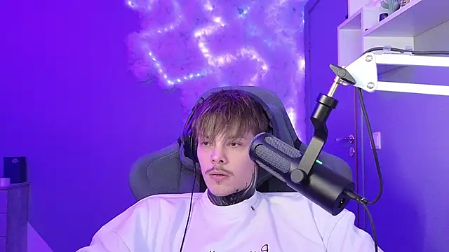 DENIS HERE online show from January 15, 2025, 8:16 pm