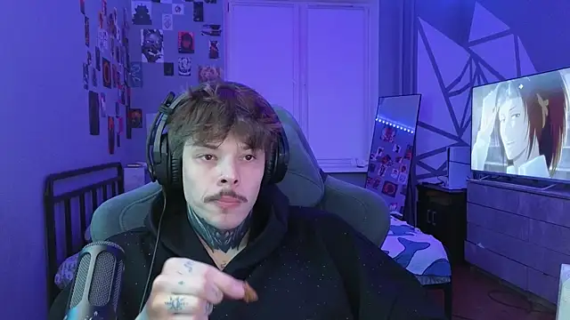 DENIS HERE online show from February 6, 2025, 5:30 pm