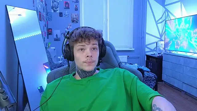 DENIS HERE online show from March 20, 2025, 3:36 pm