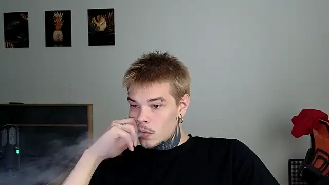 DENIS HERE online show from October 8, 2025, 4:37 pm