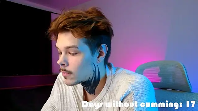 DENIS HERE online show from April 4, 2026, 7:00 pm