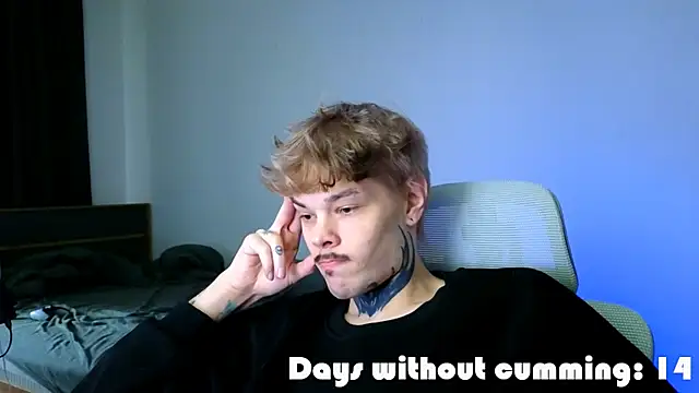 DENIS HERE online show from April 17, 2026, 9:23 am