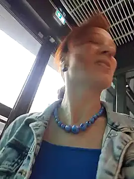 Exhibitionsplit online show from February 25, 2025, 1:06 pm