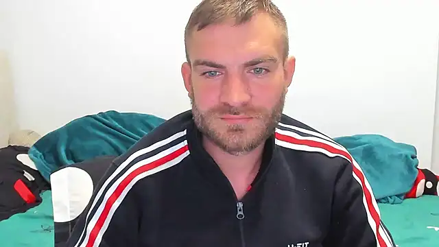 Snapshot of 10in_deluxe chatting on December 25, 2024, 8:18 am 10in deluxe online show from December 25, 2024, 8:18 am