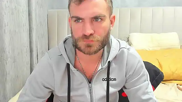 Snapshot of 10in_deluxe chatting on January 29, 2025, 8:40 am 10in deluxe online show from January 29, 2025, 8:40 am