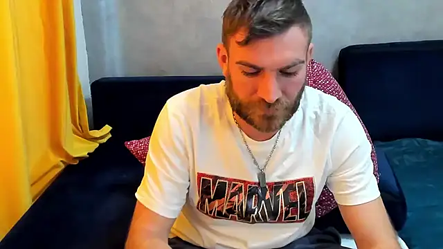 Snapshot of 10in_deluxe chatting on February 24, 2025, 11:21 am 10in deluxe online show from February 24, 2025, 11:21 am