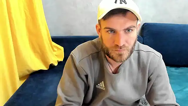 Snapshot of 10in_deluxe chatting on February 28, 2025, 5:37 am 10in deluxe online show from February 28, 2025, 5:37 am