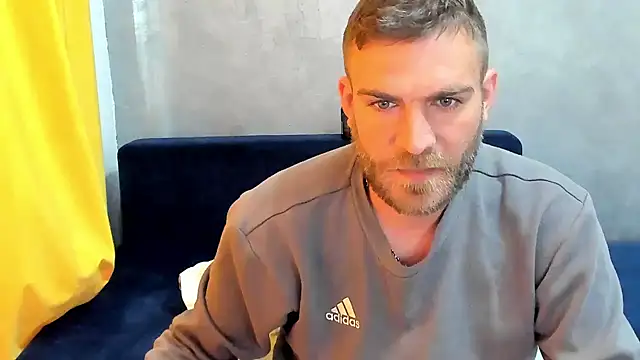 Snapshot of 10in_deluxe chatting on March 14, 2025, 5:38 am 10in deluxe online show from March 14, 2025, 5:38 am