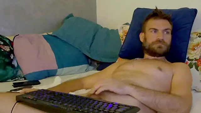 Snapshot of 10in_deluxe chatting on September 28, 2025, 5:57 am 10in deluxe online show from September 28, 2025, 5:57 am