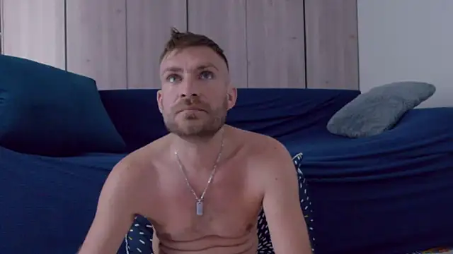 Snapshot of 10in_deluxe chatting on October 15, 2025, 6:57 am 10in deluxe online show from October 15, 2025, 6:57 am