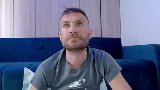 Snapshot of 10in_deluxe chatting on October 21, 2025, 6:36 am 10in deluxe online show from October 21, 2025, 6:36 am