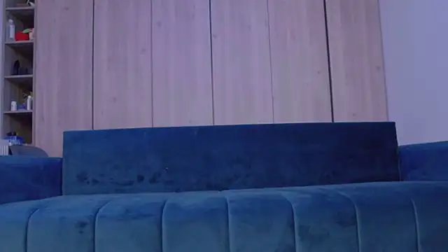 Snapshot of 10in_deluxe chatting on October 24, 2025, 8:27 pm 10in deluxe online show from October 24, 2025, 8:27 pm