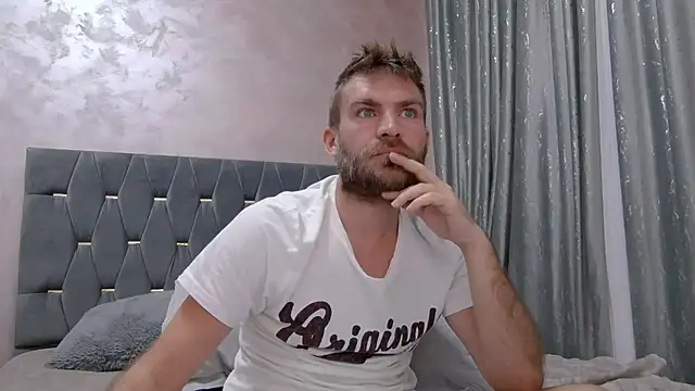 Snapshot of 10in_deluxe chatting on November 28, 2025, 6:38 am 10in deluxe online show from November 28, 2025, 6:38 am