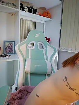 Ahrya  online show from October 24, 2025, 12:08 am