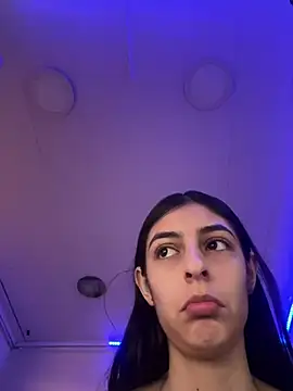 cristel 17 online show from December 8, 2024, 12:08 pm