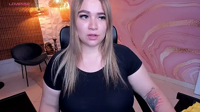 meliboobs  online show from October 10, 2025, 11:04 pm