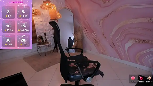 meliboobs  online show from October 15, 2025, 4:23 am