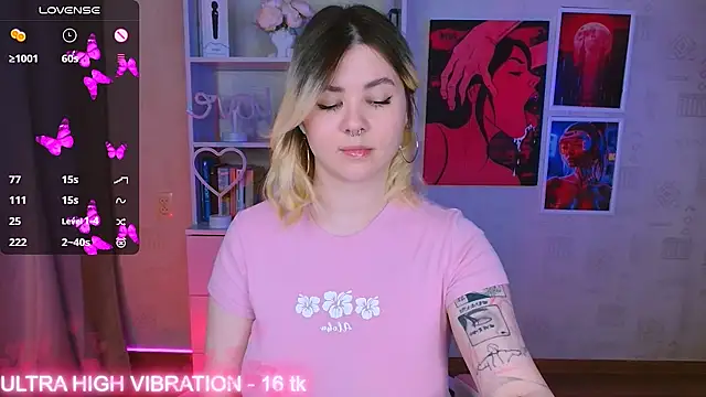 cutie mili online show from February 10, 2025, 3:24 am