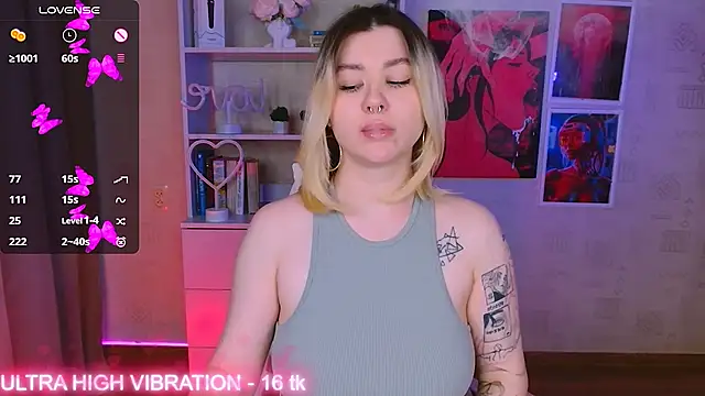 cutie mili online show from February 23, 2025, 7:11 am