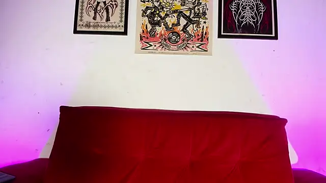 irregular fetish  online show from May 16, 2026, 1:02 am