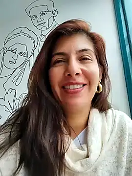 scarlett moore online show from March 5, 2025, 7:49 pm