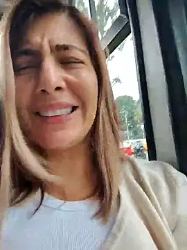 scarlett moore online show from February 25, 2026, 12:48 pm