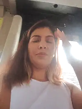 scarlett moore online show from April 22, 2026, 3:46 pm