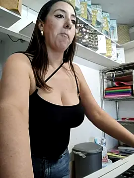 Mia Novikov online show from October 11, 2025, 8:07 pm