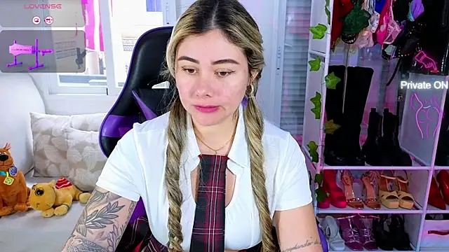 Tawny cox online show from February 1, 2025, 1:09 pm