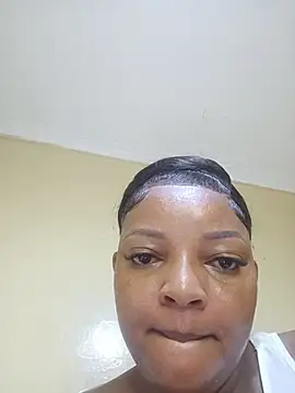 Snapshot of Miss_lisa- chatting on July 17, 2026, 12:39 am Miss lisa- online show from July 17, 2026, 12:39 am