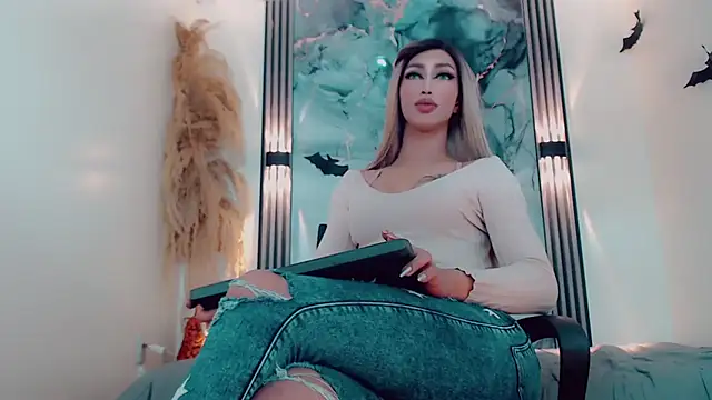 hilary rodriguez online show from October 24, 2025, 7:21 pm