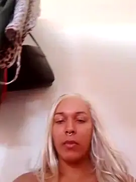 Snapshot of transgirl26 chatting on April 10, 2026, 4:33 pm transgirl26 online show from April 10, 2026, 4:33 pm