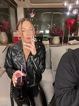 Snapshot of SexOnMyLvL chatting on December 20, 2024, 10:00 pm SexOnMyLvL online show from December 20, 2024, 10:00 pm